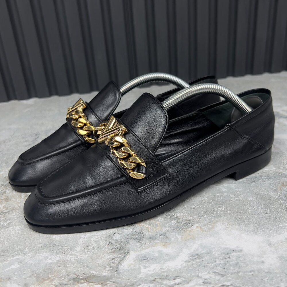 Louis Vuitton Gold V Chain Flat Loafers Black Leather 4 UK or 7 US or 37 EUR